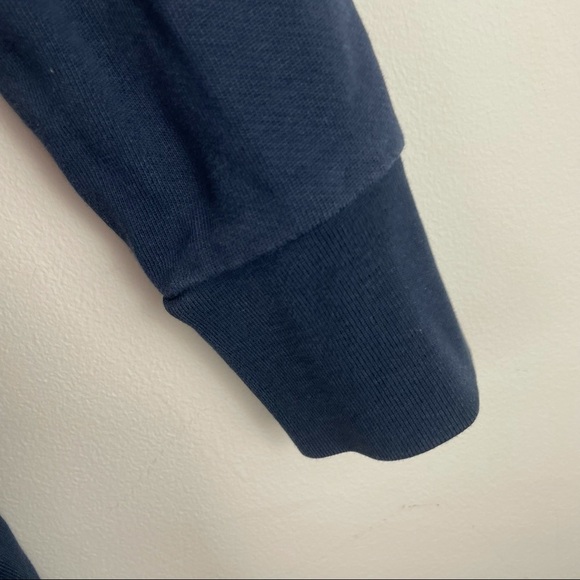 Levi’s Navy Blue Basic Extra Large Hoodie - Picture 6 of 11